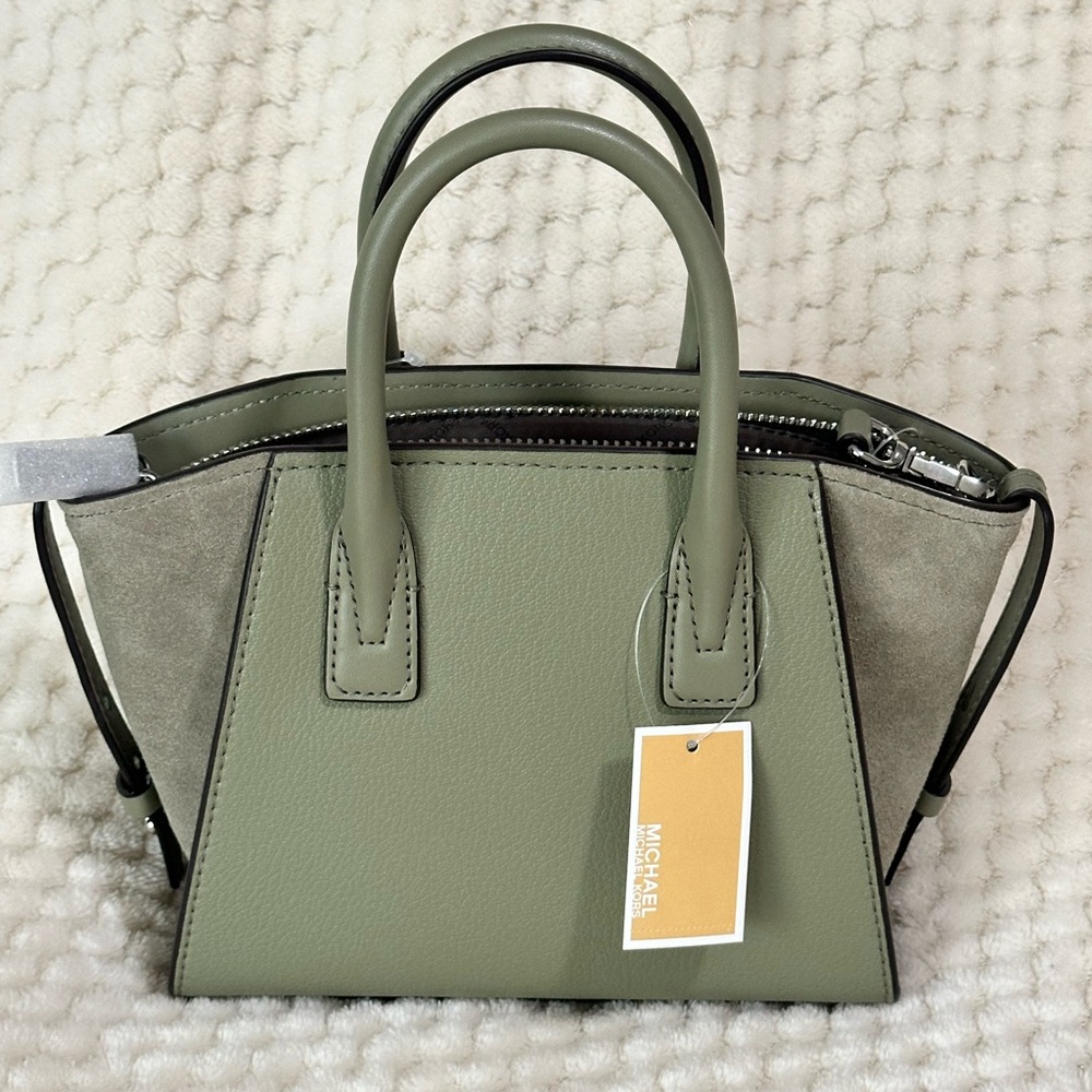 New with tags Michael Kors Avril Extra-Small Leather Satchel light green thyme - Picture 3 of 7
